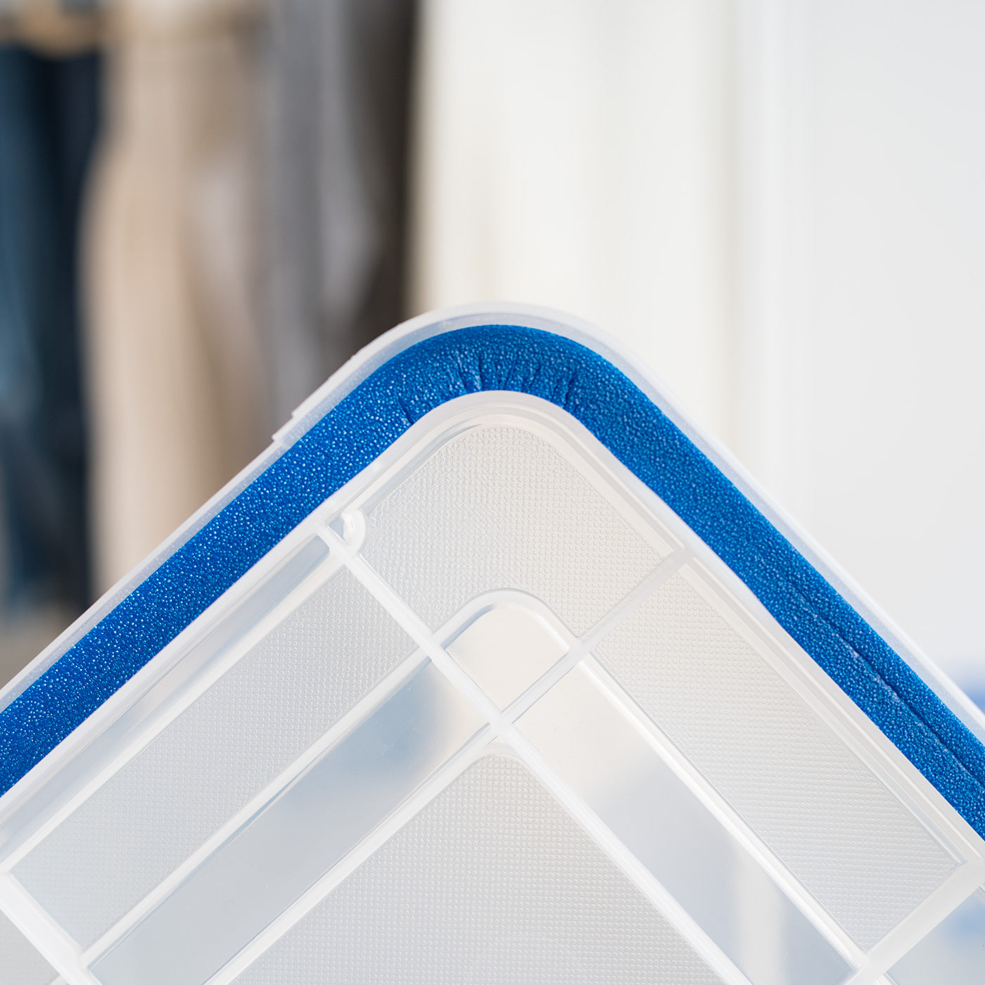 26.5 Quart WEATHERTIGHT Multi-Purpose Storage Box, Clear with Blue Buckles, 3 Pack - IRIS USA, Inc.