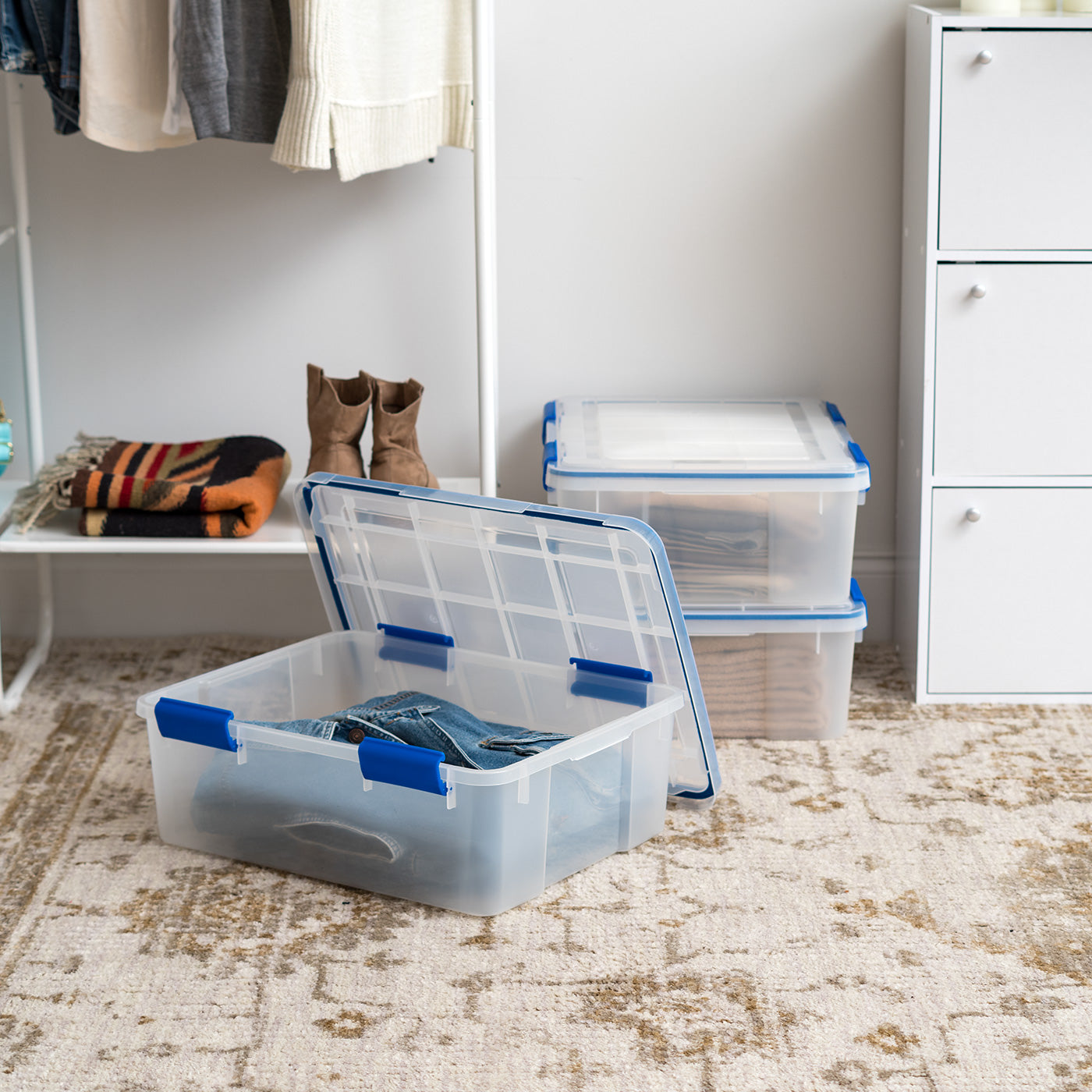 26.5 Quart WEATHERTIGHT Multi-Purpose Storage Box, Clear with Blue Buckles, 3 Pack - IRIS USA, Inc.